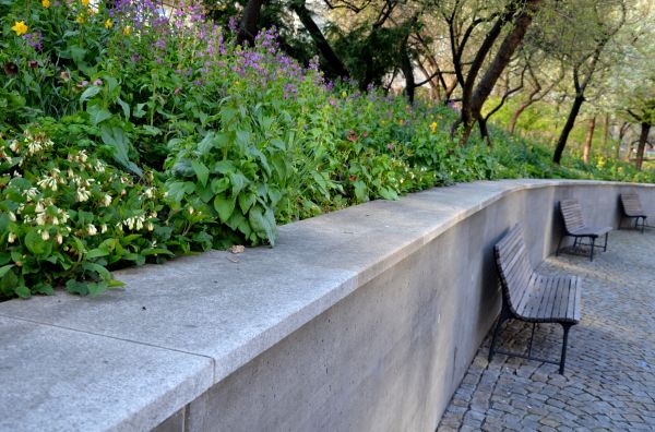 Concrete Retaining Wall Service in Clayton