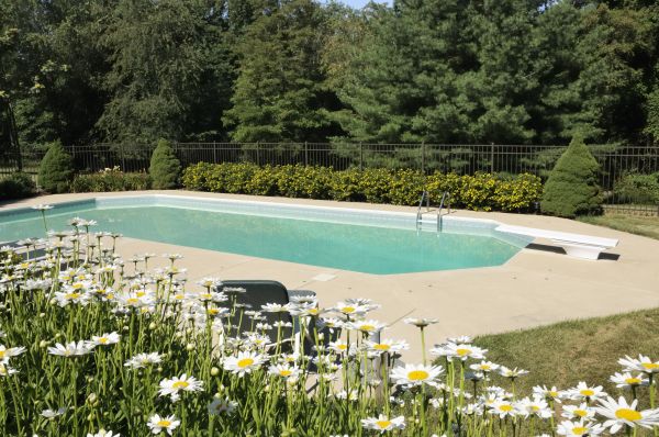 Cost of Concrete Deck Installation in Clayton
