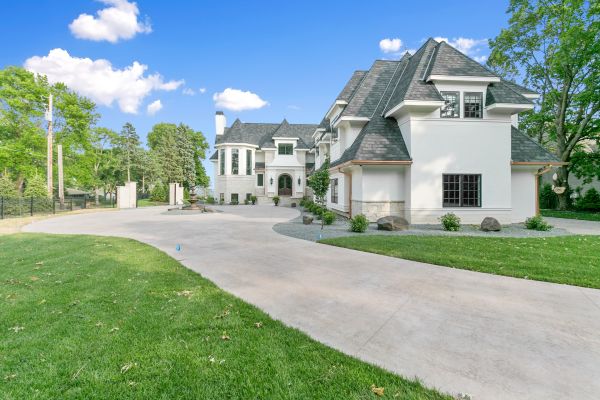 Cost of Concrete Driveway Installation in Clayton